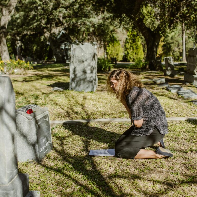 Guiding Light in Grief