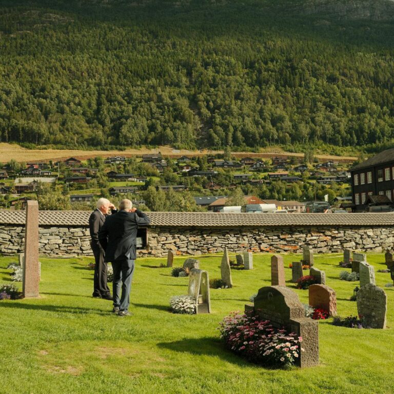 Guiding Final Journeys