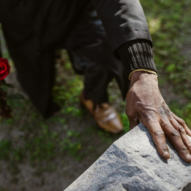 Guiding Final Journeys